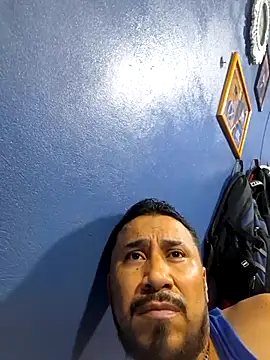 Eumanzor online show from February 2026 02:33:01 AM