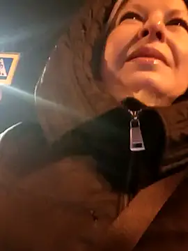 Arina smiles online show from December 2024 04:16:02 PM