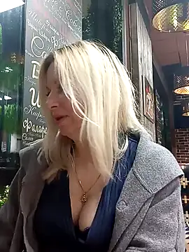 Arina smiles online show from March 2025 07:16:01 PM