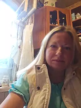 Arina smiles online show from June 2026 02:04:01 PM