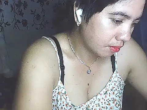 Snapshot of lovely_samxxx24 chatting on December 2024 02:49:02 AM lovely samxxx24 online show from December 2024 02:49:02 AM