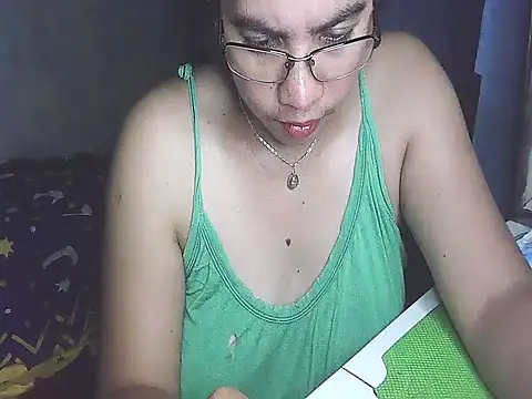 Snapshot of lovely_samxxx24 chatting on December 2024 08:34:02 AM lovely samxxx24 online show from December 2024 08:34:02 AM