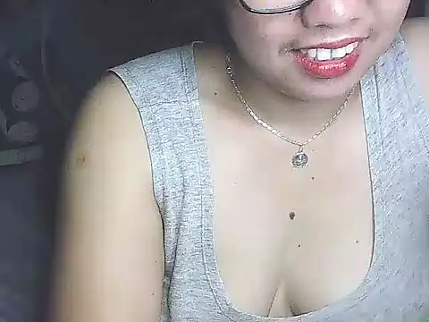 Snapshot of lovely_samxxx24 chatting on January 2025 08:33:01 AM lovely samxxx24 online show from January 2025 08:33:01 AM