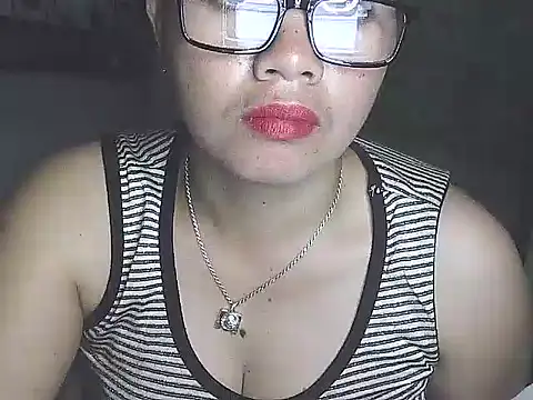 Snapshot of lovely_samxxx24 chatting on February 2025 05:59:02 AM lovely samxxx24 online show from February 2025 05:59:02 AM