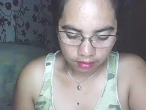 Snapshot of lovely_samxxx24 chatting on November 2025 08:19:02 PM lovely samxxx24 online show from November 2025 08:19:02 PM