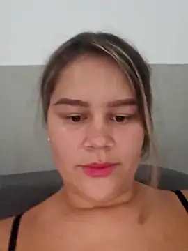 Snapshot of sweet_lucia chatting on February 2025 02:23:01 PM sweet lucia online show from February 2025 02:23:01 PM