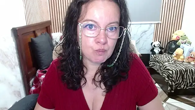 Snapshot of Sonialorens_ chatting on April 2026 03:03:01 PM Sonialorens online show from April 2026 03:03:01 PM