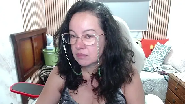 Snapshot of Sonialorens_ chatting on May 2026 12:54:02 PM Sonialorens online show from May 2026 12:54:02 PM