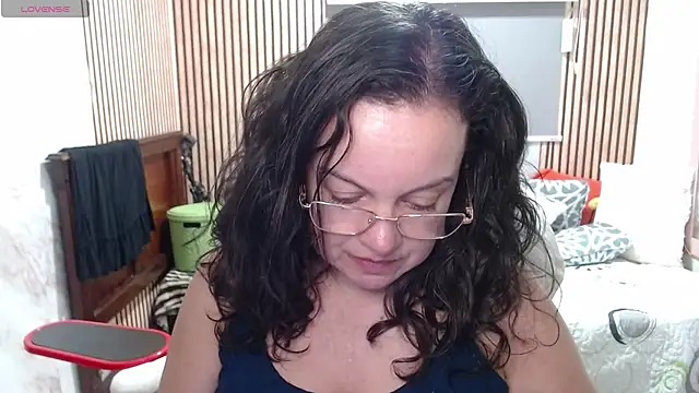 Snapshot of Sonialorens_ chatting on May 2026 09:53:02 PM Sonialorens online show from May 2026 09:53:02 PM