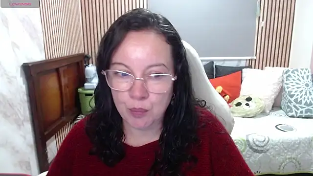 Snapshot of Sonialorens_ chatting on May 2026 04:37:02 PM Sonialorens online show from May 2026 04:37:02 PM