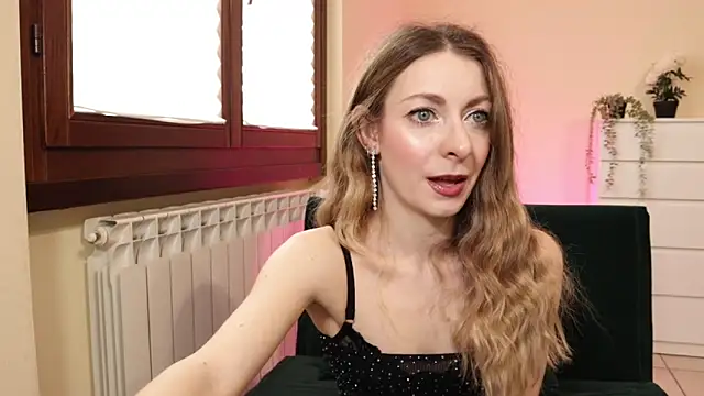 Snapshot of Luna_Riva chatting on March 2025 10:05:01 AM Luna Riva online show from March 2025 10:05:01 AM
