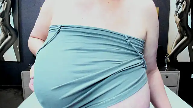 KiraLeila online show from September 2025 02:35:01 AM