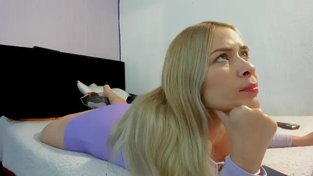 Byanca Winklar online show from February 2026 06:02:02 PM