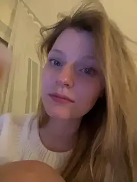 MaryHiggins online show from October 2025 06:18:01 PM