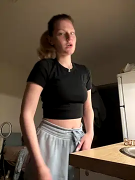 MaryHiggins online show from October 2025 08:37:02 PM