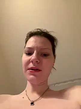 MaryHiggins online show from December 2025 08:02:01 PM