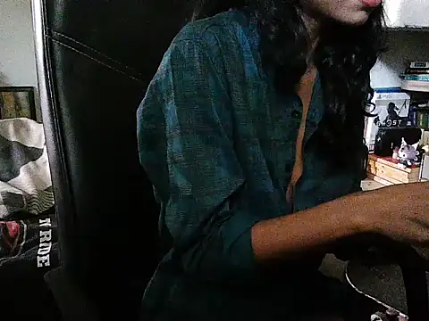 Snapshot of exude_diya chatting on October 2025 04:56:02 AM exude diya online show from October 2025 04:56:02 AM