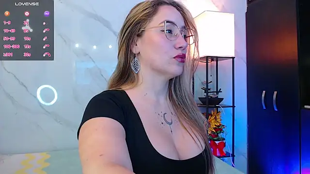 hotpawgmilf online show from February 2026 04:27:01 AM