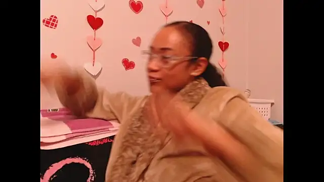 RylHoneyy online show from February 2026 07:51:01 AM