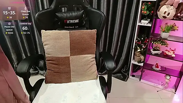 Yuki-yio online show from December 2025 01:24:02 AM