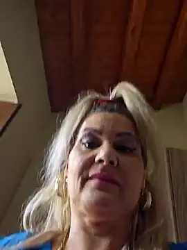 Snapshot of CRHYSTEL chatting on March 2025 12:57:02 PM CRHYSTEL online show from March 2025 12:57:02 PM