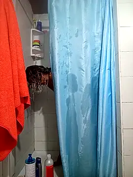 Snapshot of CRHYSTEL chatting on September 2025 09:03:02 AM CRHYSTEL online show from September 2025 09:03:02 AM