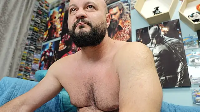 Snapshot of Muscle_Bear chatting on September 2025 04:03:01 AM Muscle Bear online show from September 2025 04:03:01 AM