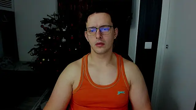 sexxymuscles4u online show from January 2026 08:40:02 AM