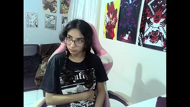 Snapshot of Abysparadise chatting on January 2026 02:15:01 AM Abysparadise online show from January 2026 02:15:01 AM