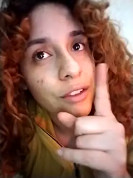 EmmaMelissa0521 online show from December 2025 07:58:02 AM