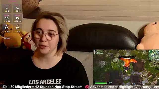 Snapshot of GamerGirl_Eve chatting on December 2024 07:22:01 PM GamerGirl Eve online show from December 2024 07:22:01 PM