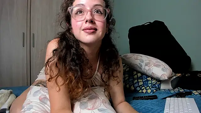 Cassandra Caiin online show from December 2024 01:02:02 AM