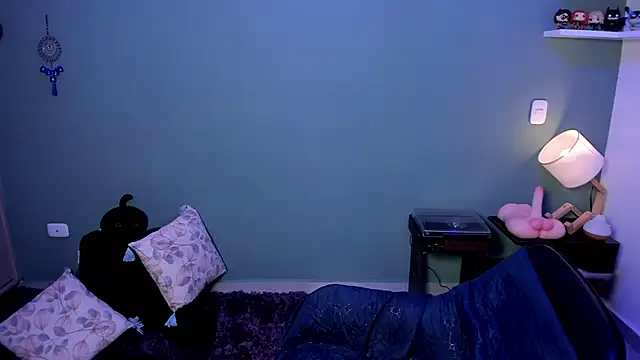 Cassandra Caiin online show from December 2024 05:04:01 AM