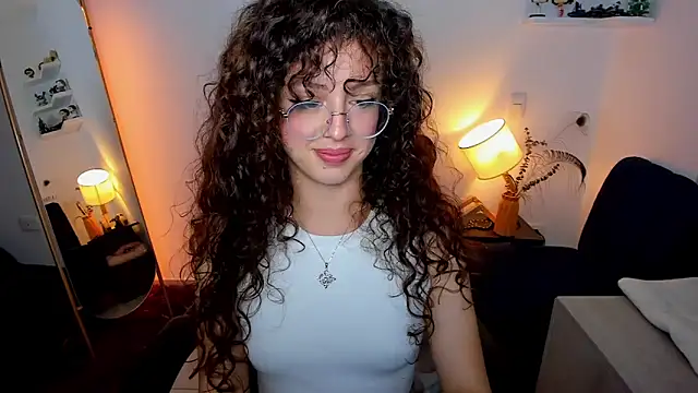 Cassandra Caiin online show from March 2026 01:31:02 AM