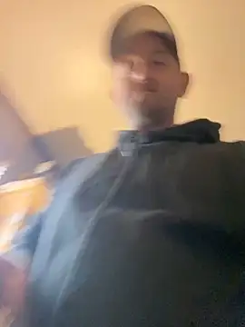 Snapshot of smokeymt420 chatting on January 2025 06:32:01 PM smokeymt420 online show from January 2025 06:32:01 PM