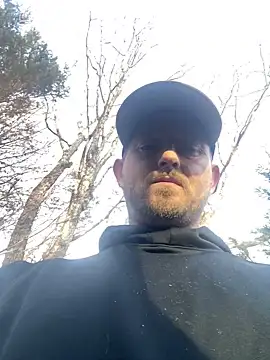 Snapshot of smokeymt420 chatting on February 2025 10:37:01 PM smokeymt420 online show from February 2025 10:37:01 PM