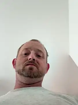 Snapshot of smokeymt420 chatting on September 2025 09:37:01 PM smokeymt420 online show from September 2025 09:37:01 PM