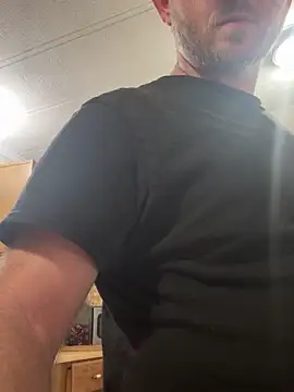 smokeymt420 online show from November 2025 09:22:01 AM