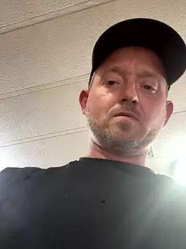 smokeymt420 online show from January 2026 04:29:01 AM