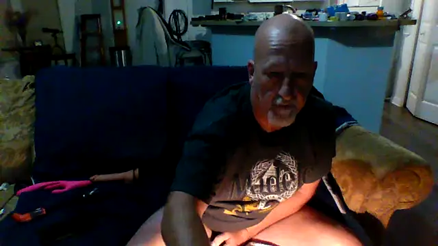 Yankeedave420 online show from January 2025 11:52:02 PM