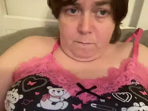 ParisNova online show from December 2024 09:08:02 PM