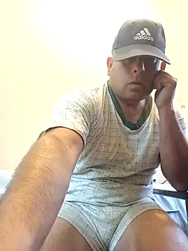 chicoguapo8 online show from December 2025 12:03:02 PM