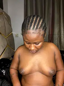 catty3232 online show from December 2025 07:53:01 PM