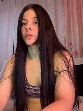 Estefani 32 online show from March 2026 02:33:02 PM