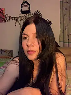 Estefani 32 online show from March 2026 09:49:02 PM