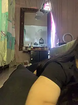 Estefani 32 online show from April 2026 06:27:02 PM