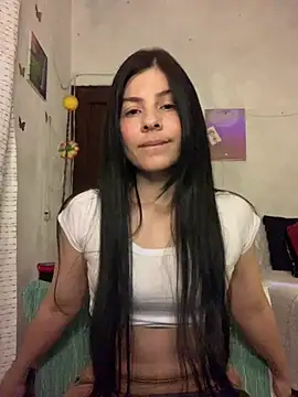 Estefani 32 online show from July 2026 03:51:02 PM