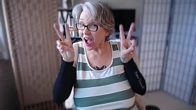 petradaniels online show from March 2026 09:44:02 PM