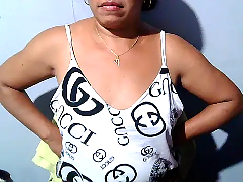 Snapshot of yummytitsxxx168 chatting on February 2026 03:07:01 AM yummytitsxxx168 online show from February 2026 03:07:01 AM