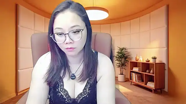 Giuliam online show from April 2026 01:30:01 AM